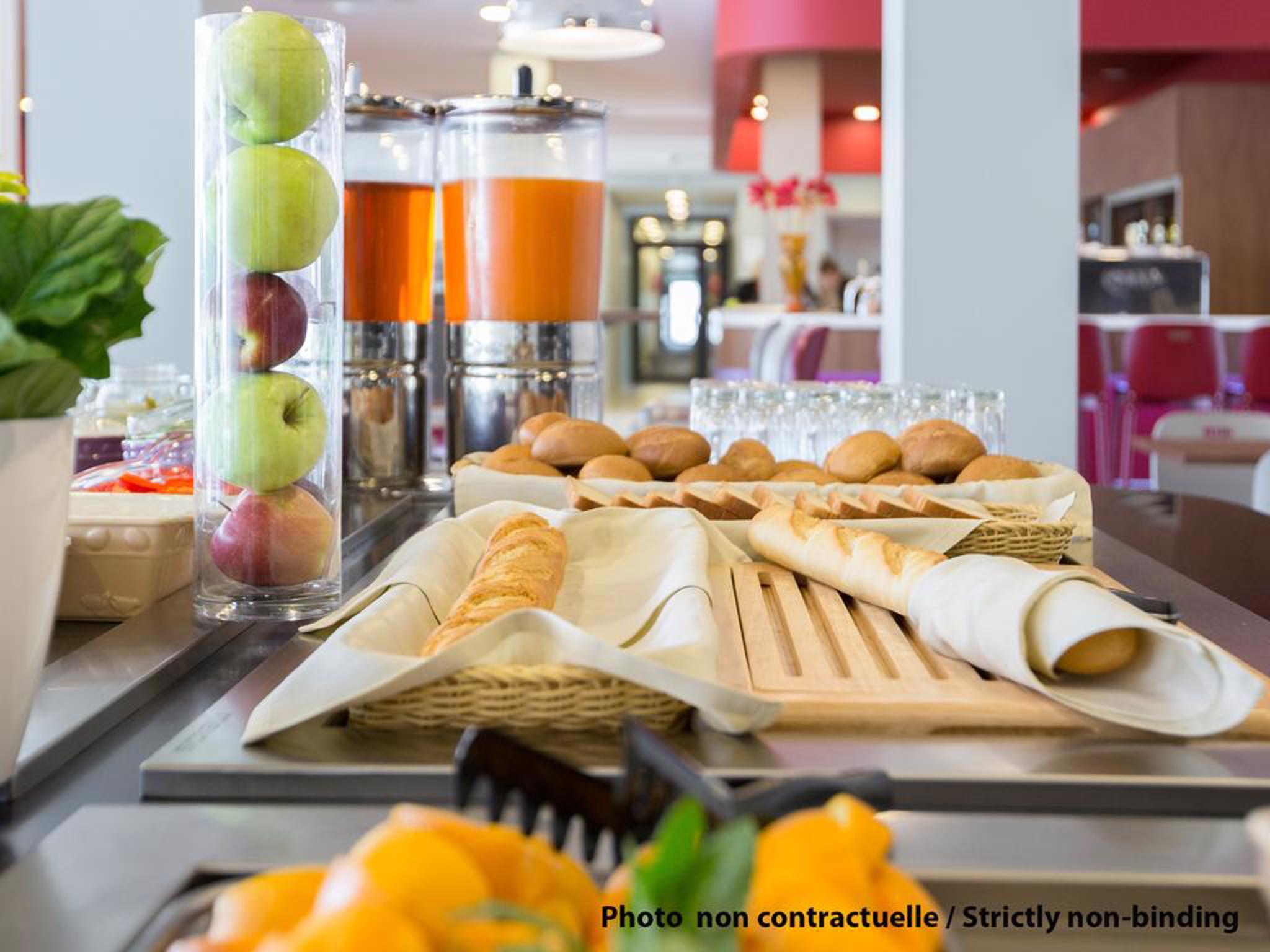 Hotel Ibis Styles Paris Meteor Avenue D'Italie Esterno foto