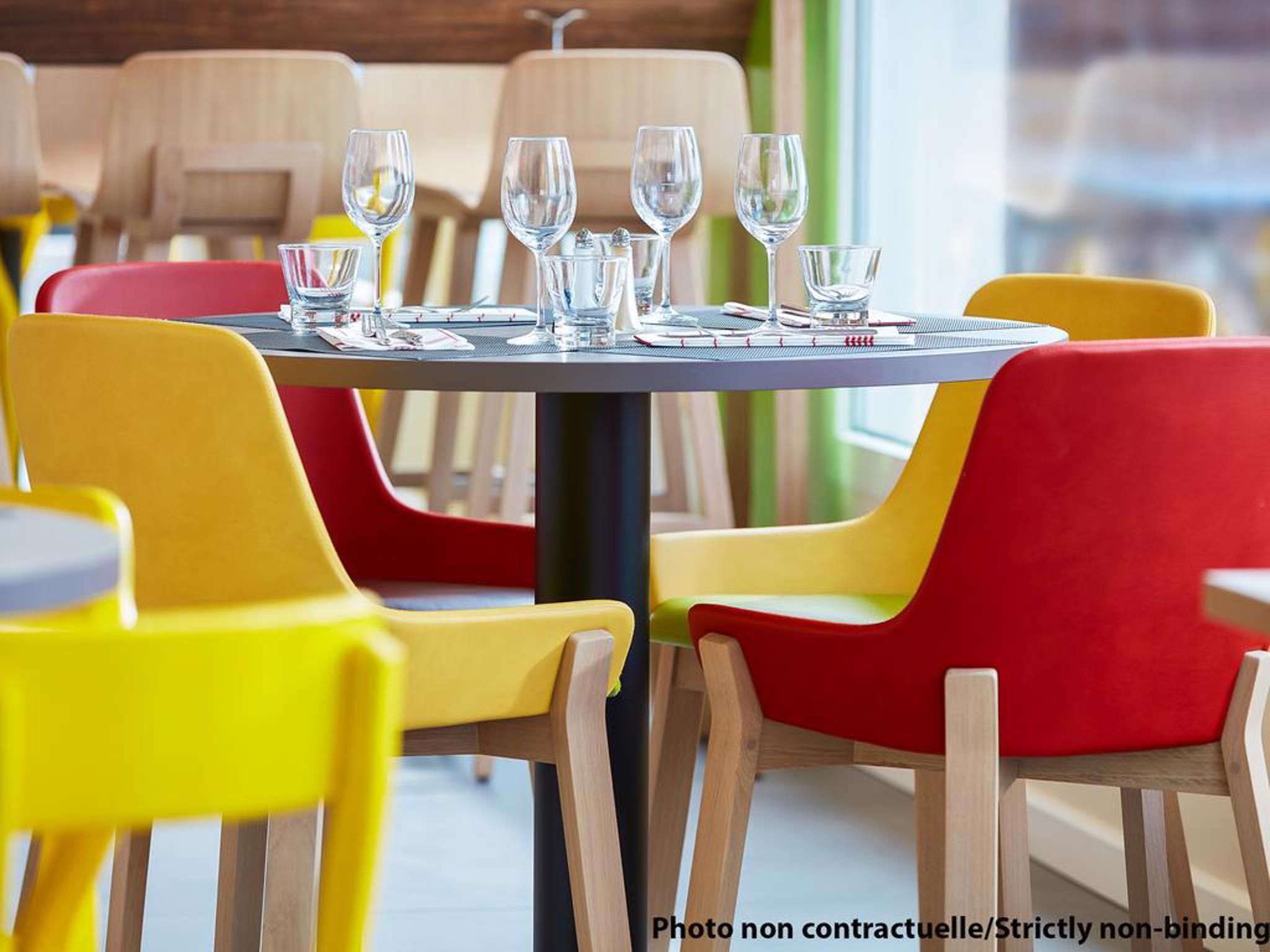 Hotel Ibis Styles Paris Meteor Avenue D'Italie Esterno foto