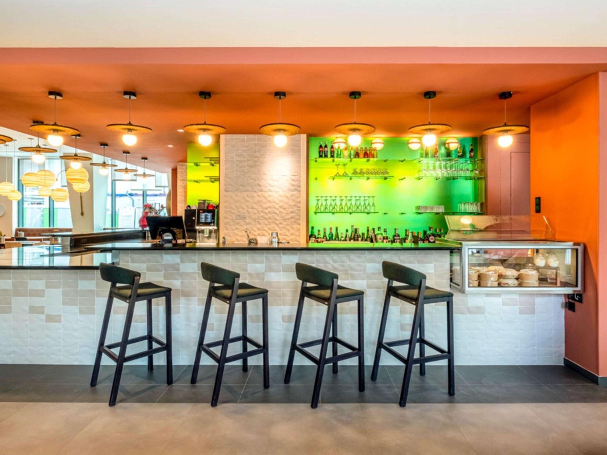 Hotel Ibis Styles Paris Meteor Avenue D'Italie Esterno foto