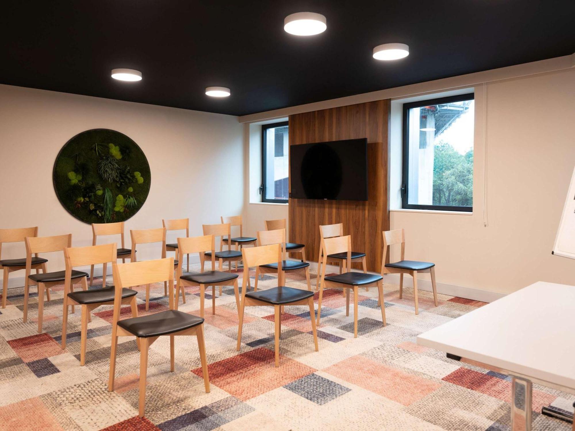 Hotel Ibis Styles Paris Meteor Avenue D'Italie Esterno foto