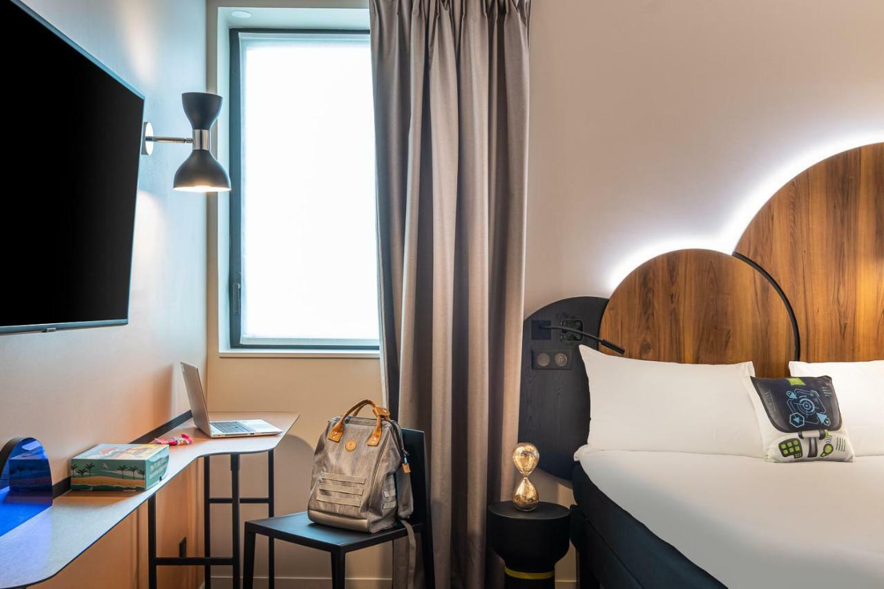 Hotel Ibis Styles Paris Meteor Avenue D'Italie Esterno foto
